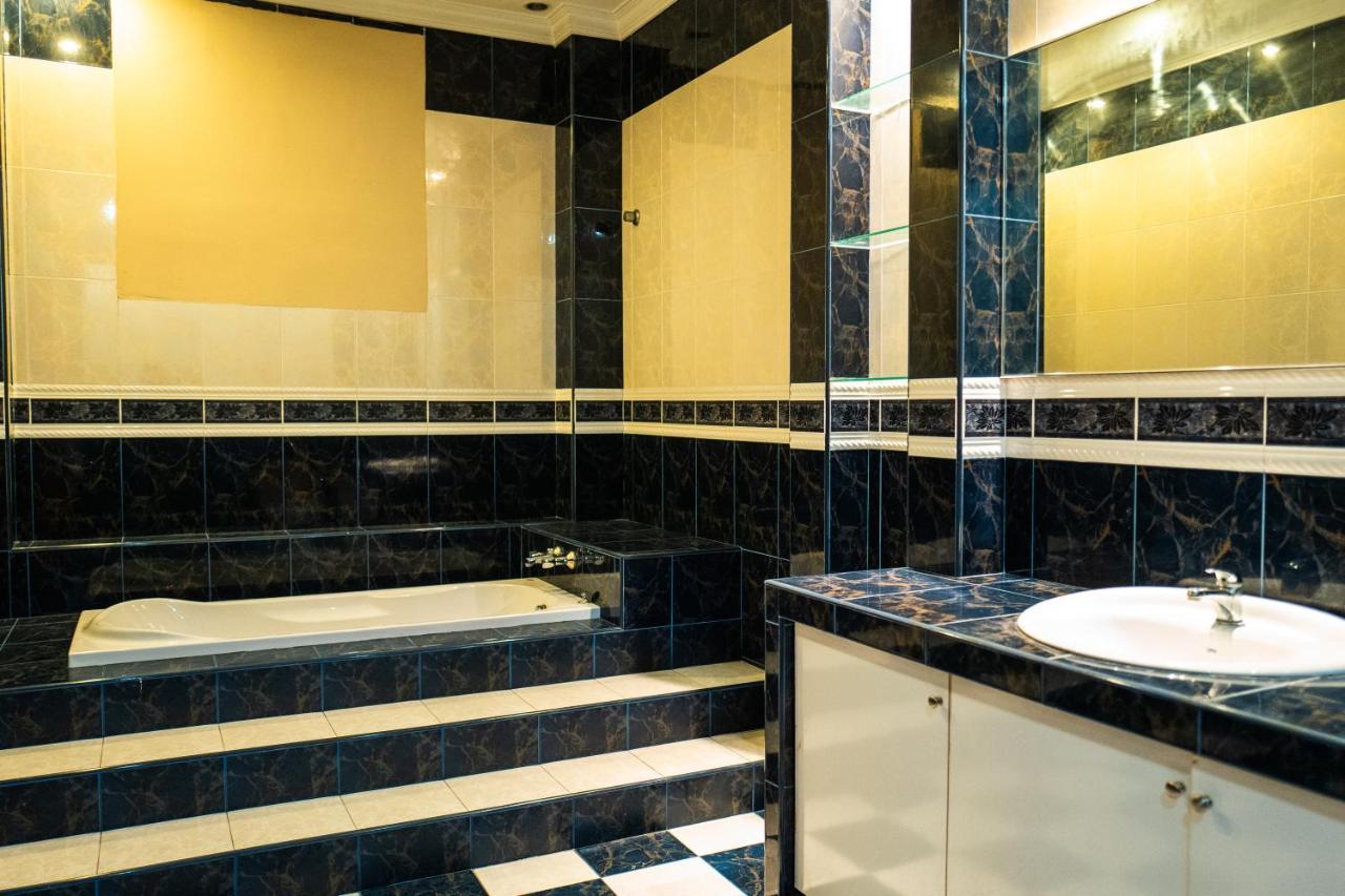 Mk Homestay Wakaf Che Yeh With Bathtub - Max 14 Pax Kota Bharu Eksteriør bilde