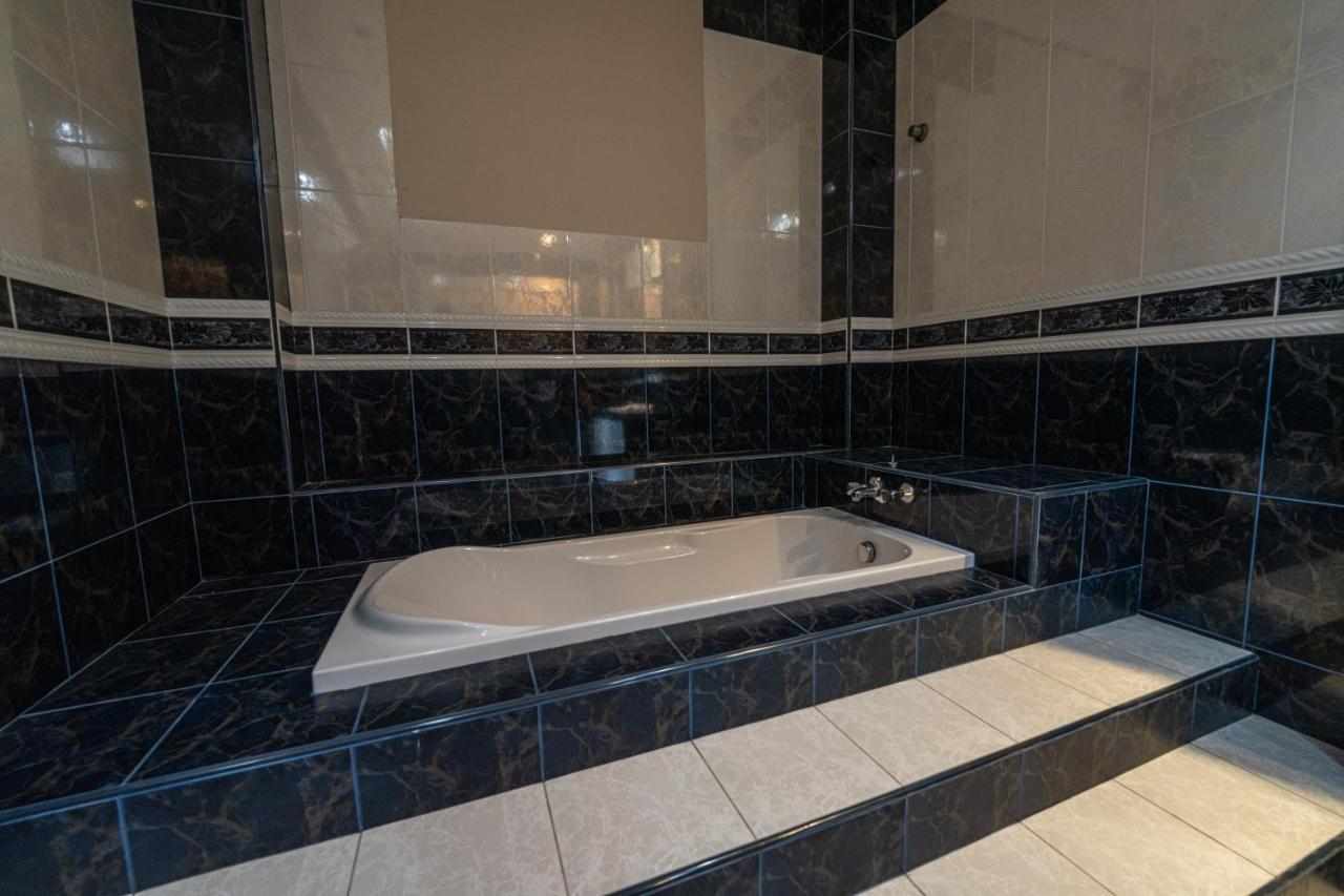 Mk Homestay Wakaf Che Yeh With Bathtub - Max 14 Pax Kota Bharu Eksteriør bilde