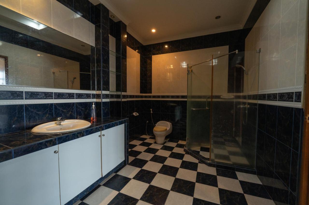 Mk Homestay Wakaf Che Yeh With Bathtub - Max 14 Pax Kota Bharu Eksteriør bilde